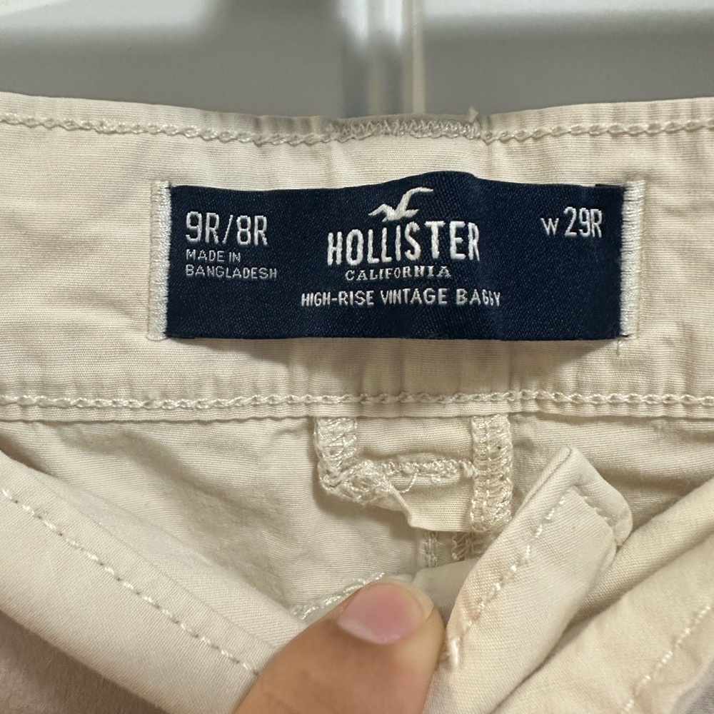 Hollister High Rise Vintage Baggy Cargo Pants - Picture 3 of 5